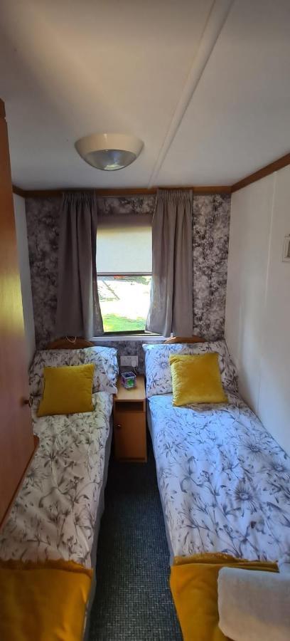 Unique Caravan With Outdoor Space Ballantrae Zewnętrze zdjęcie