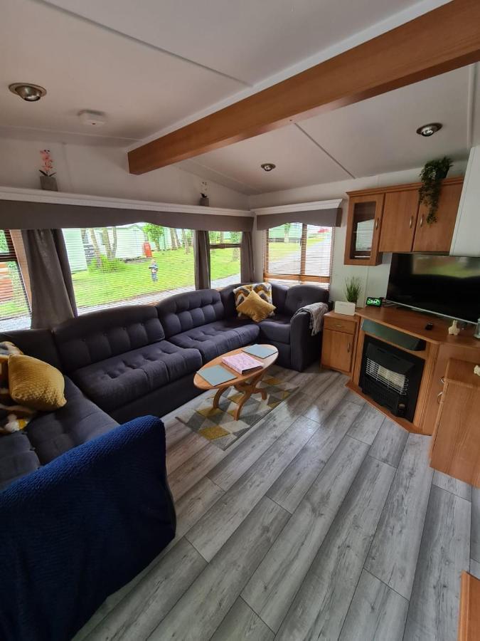 Unique Caravan With Outdoor Space Ballantrae Zewnętrze zdjęcie