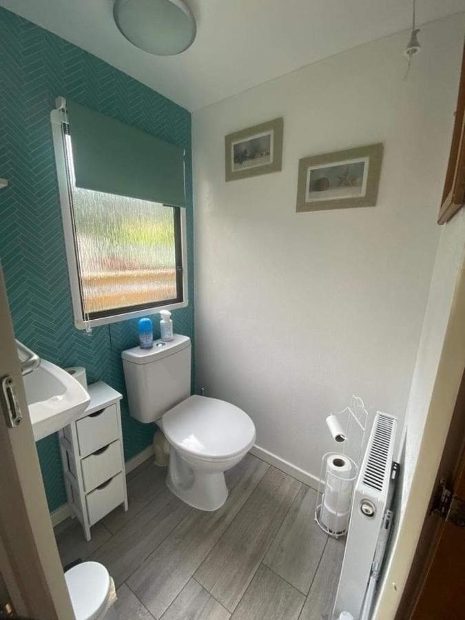 Unique Caravan With Outdoor Space Ballantrae Zewnętrze zdjęcie