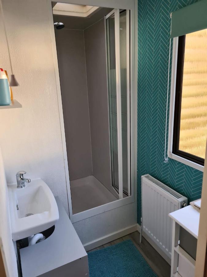 Unique Caravan With Outdoor Space Ballantrae Zewnętrze zdjęcie